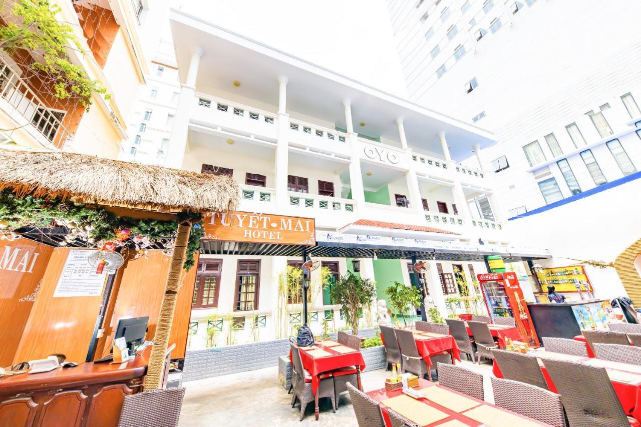 Oyo 381 Tuyet Mai Hotel Nha Trang Exterior foto