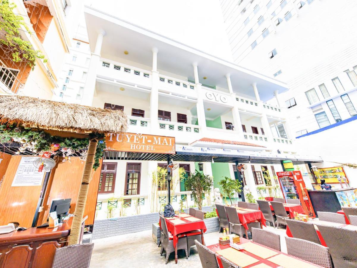 Oyo 381 Tuyet Mai Hotel Nha Trang Exterior foto